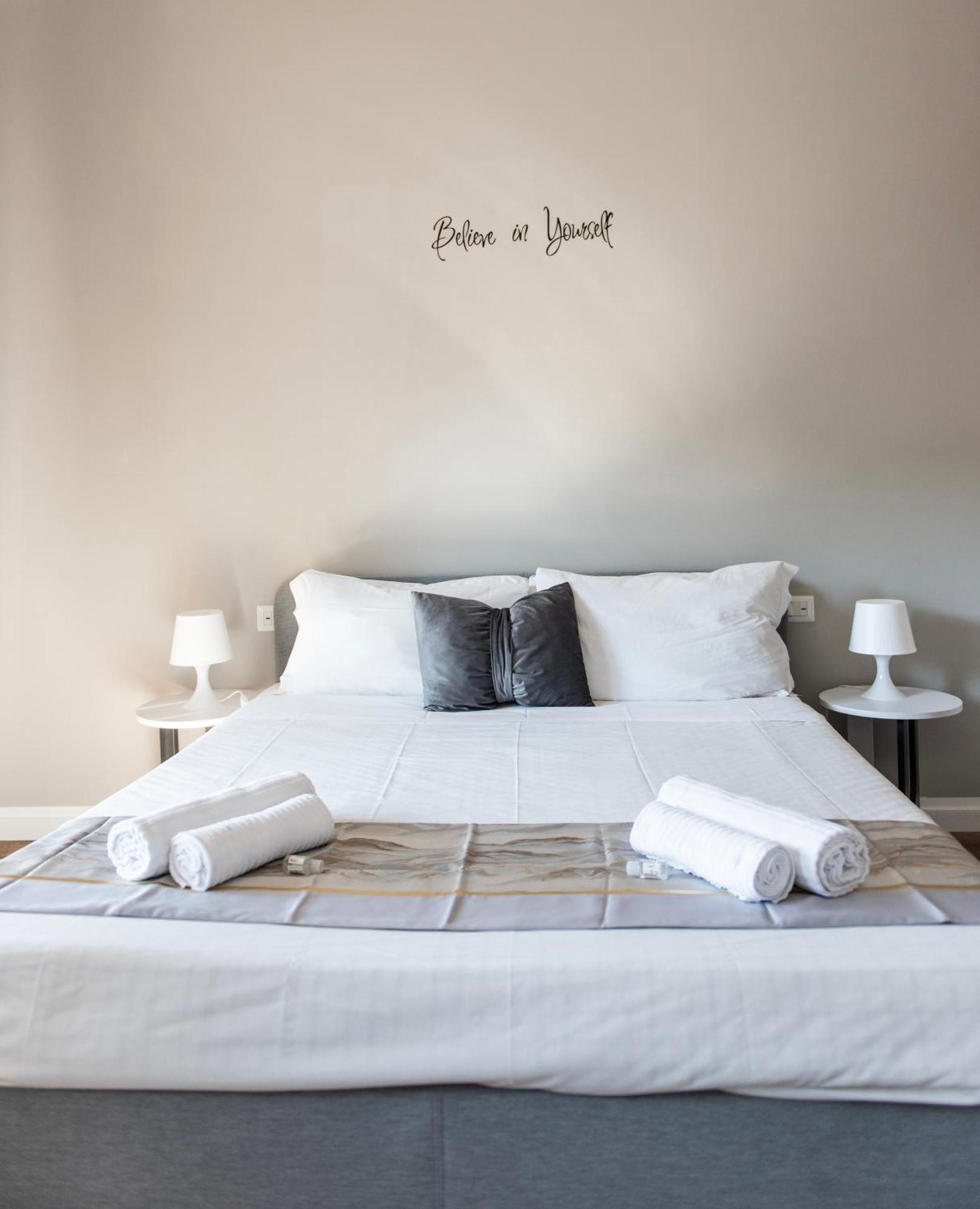Pascal Boutique Rooms Рим Экстерьер фото